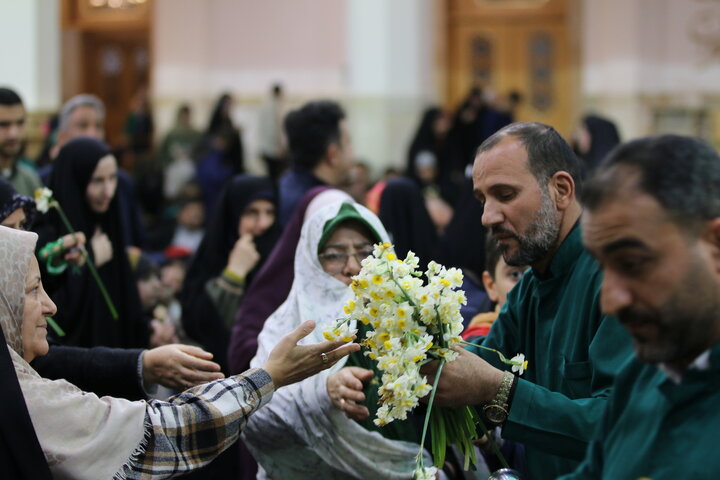 برپایی جشن شب میلاد امام زمان(عج) در حرم بانوی کرامت