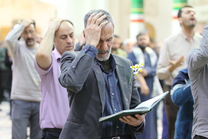 برپایی جشن شب میلاد امام زمان(عج) در حرم بانوی کرامت