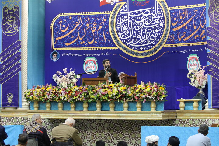 برپایی جشن شب میلاد امام زمان(عج) در حرم بانوی کرامت