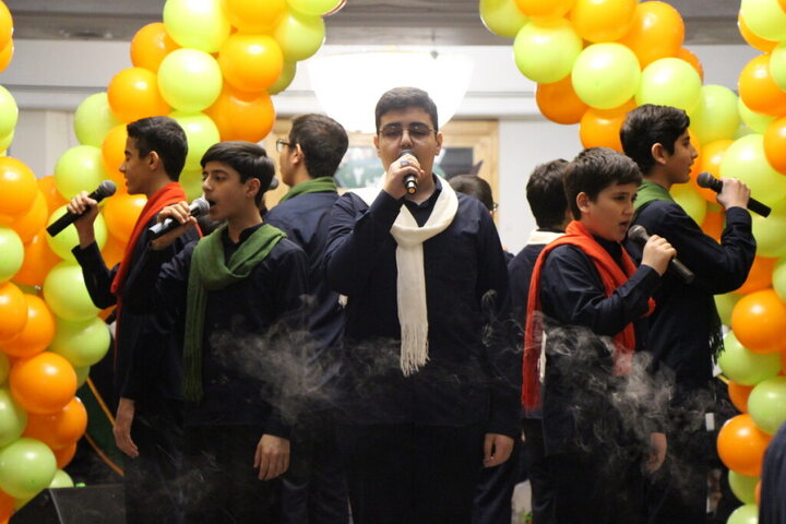 جشن میلاد امام زمان(عج) ویژه کودکان در حرم بانوی کرامت