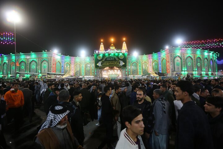 تقرير مصور/ ملايين الزائرين يحييون ذكرى ولادة الامام المهدي (عليه السلام) في كربلاء