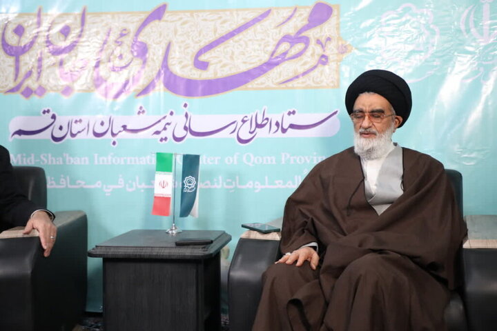 بازدید آیت‌الله سعیدی از موکب‌های طریق المهدی در شب نیمه شعبان