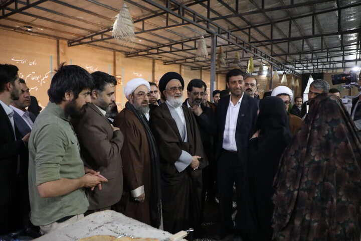 بازدید آیت‌الله سعیدی از موکب‌های طریق المهدی در شب نیمه شعبان