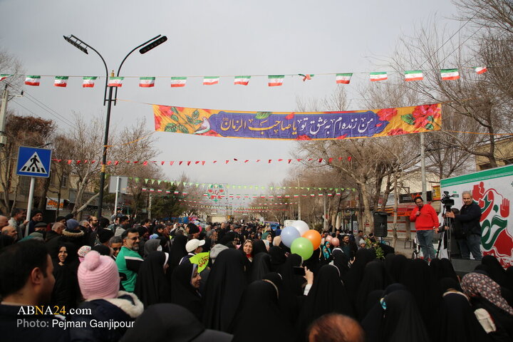 همایش پیاده‌روی نیمه شعبان  و جشن میلاد امام زمان(عج) در اصفهان