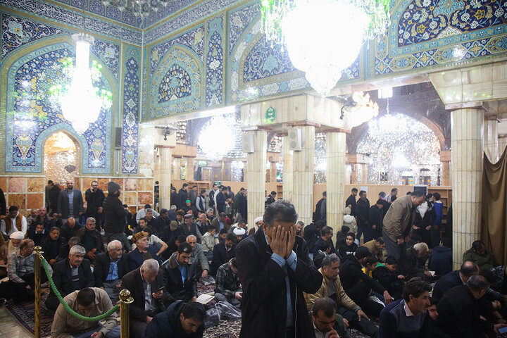 حال و هوای زیبای حرم بانوی کرامت در سالروز ولادت امام زمان(عج)