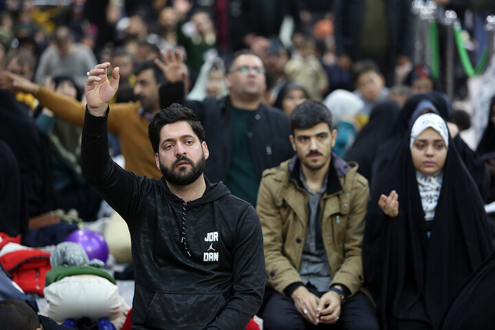 جشن سالروز ولادت منجی عالم بشریت در حرم قم