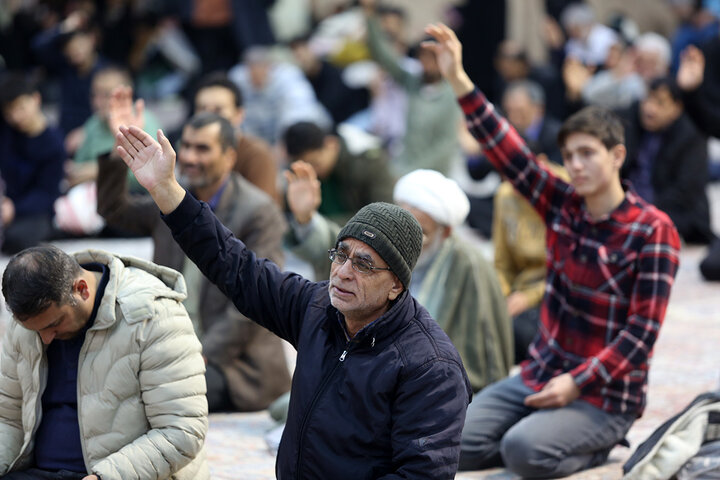 جشن سالروز ولادت منجی عالم بشریت در حرم قم