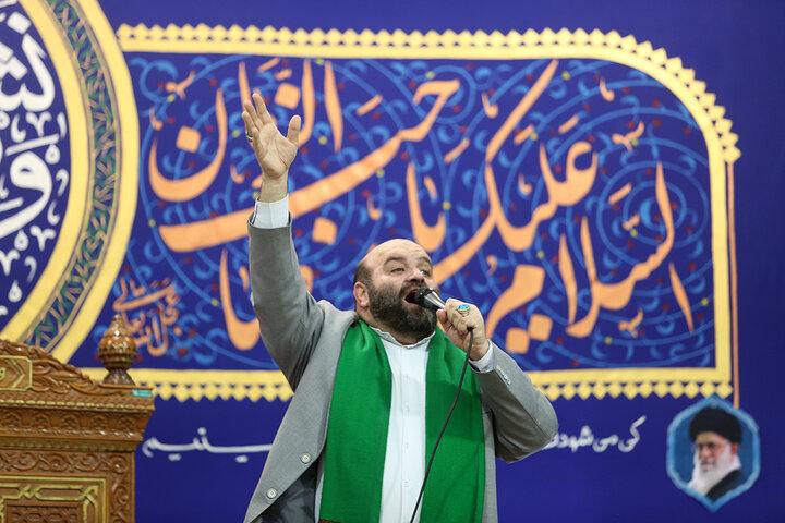 جشن سالروز ولادت منجی عالم بشریت در حرم قم