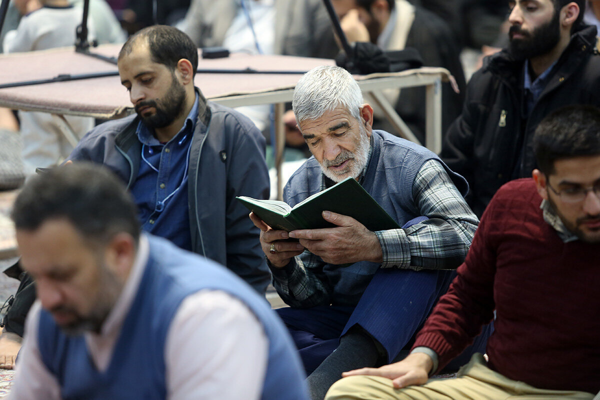 Raporê wêneyan | Şevdêrîya (Şevaqedrê)Ziyaretvanên li Perestgeha Pîroz Kerîma Ehl-ul Beytê (s.x) di şeva Nîva Şebanê de