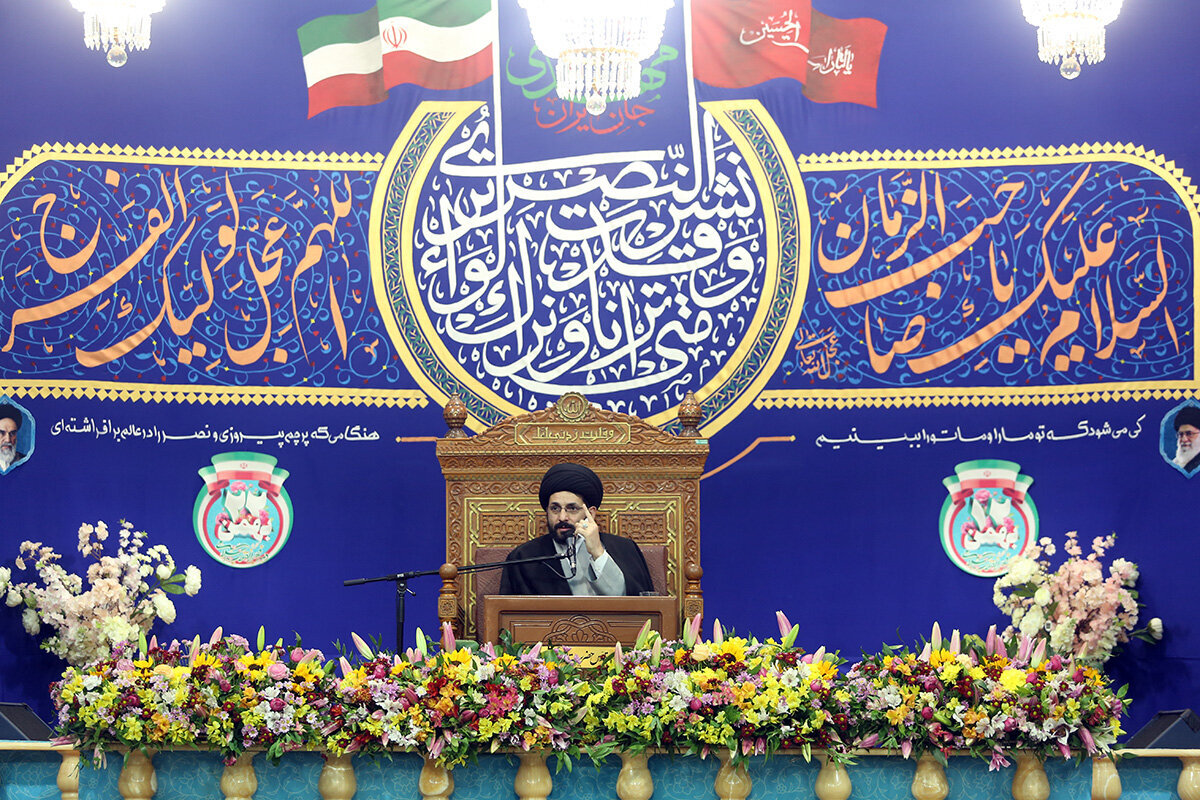 Raporê wêneyan | Şevdêrîya (Şevaqedrê)Ziyaretvanên li Perestgeha Pîroz Kerîma Ehl-ul Beytê (s.x) di şeva Nîva Şebanê de