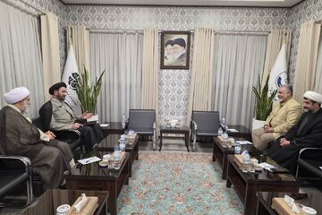 دیدار رئیس مرکز خدمات حوزه با مدیر عامل بنیاد بین المللی آبشار عاطفه‌ها