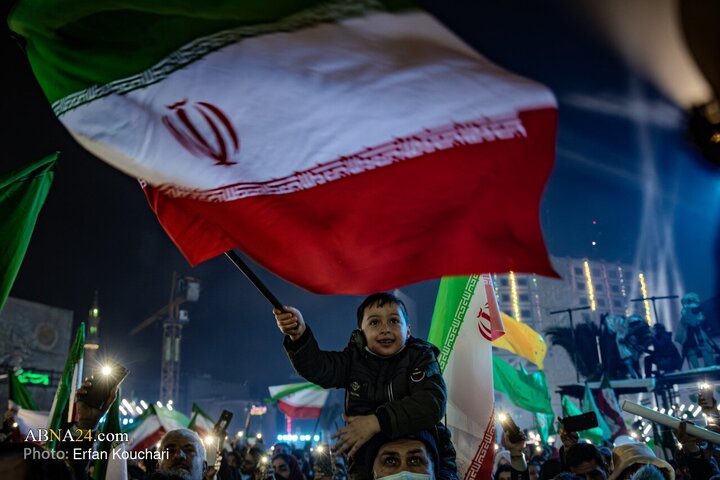 جتماع خانوادگی منتظران مهدی(عج) و بزرگداشت یاد شهدای اخیر