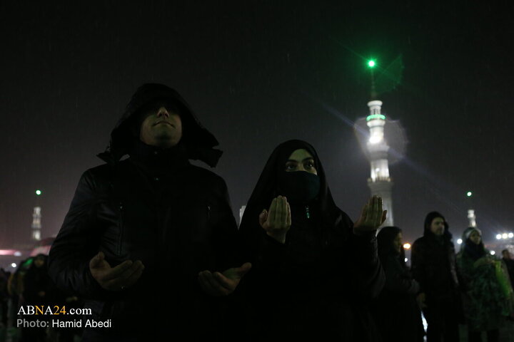 Photos (2): Mid‑Sha’ban Night at Jamkaran Mosque