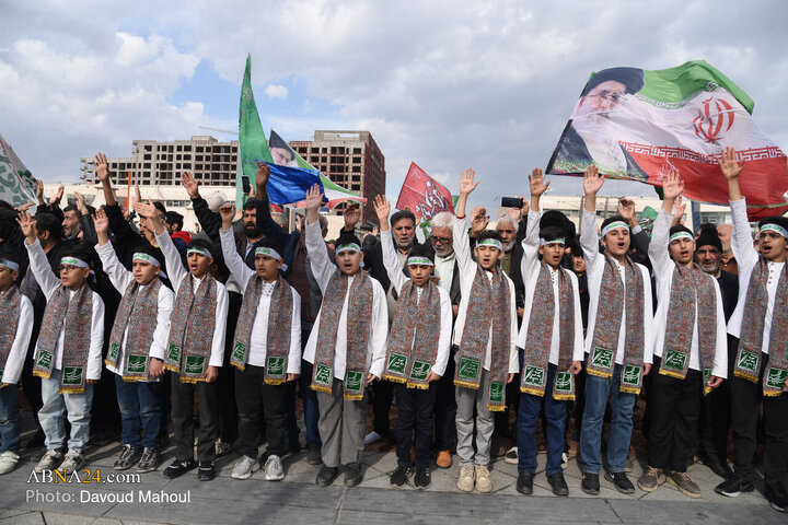 Photos: Mass Gathering of “Awaiters of Reappearance” in Mashhad