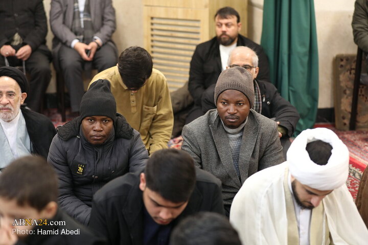 Photos: Turban‑Donning Ceremony for Seminary Students Held on Mid‑Sha’ban