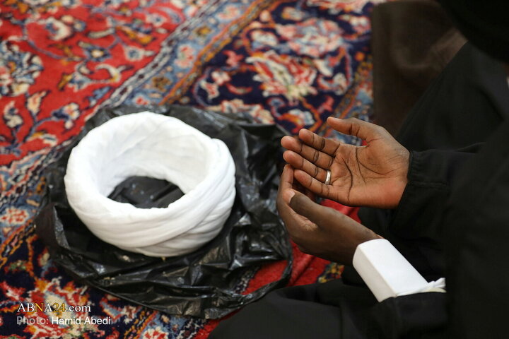 Photos: Turban‑Donning Ceremony for Seminary Students Held on Mid‑Sha’ban