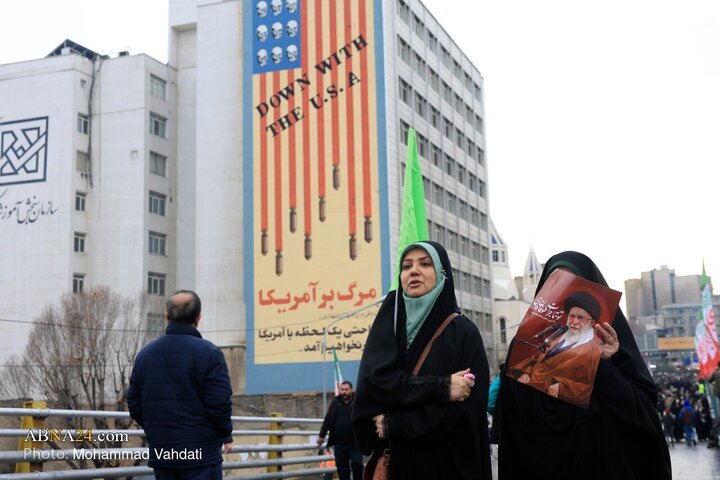 Photos: Massive celebration of Mid-Shab'an Eid held in Tehran