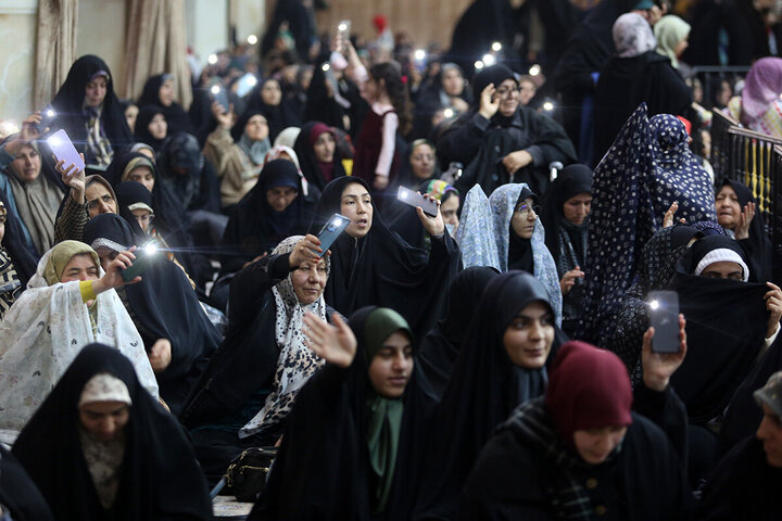 Photos: Imam Mahdi birth anniversary held at Hazrat Masoumeh holy shrine