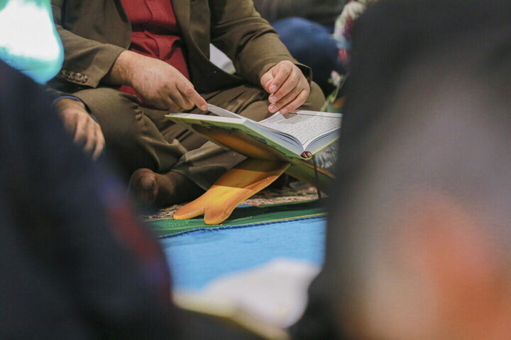 Photos: Qur’an Recitation Session Held by Servants of Hazrat Masoumeh Holy Shrine at Jamkaran Mosque