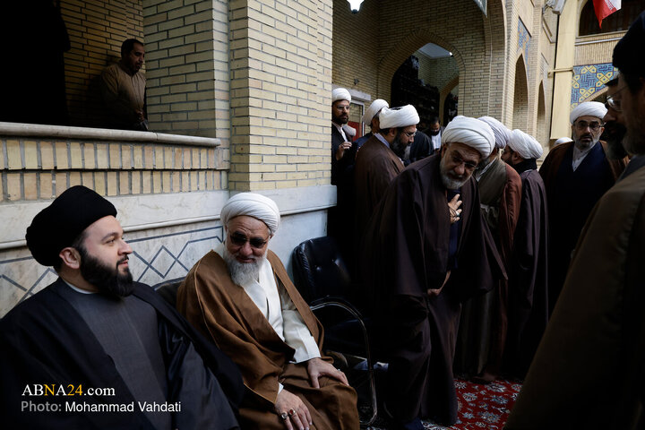 ဝေလာယသ် ကို ကာကွယ်ထောက်ခံသည့် ဟောင်ဇဝီ ပညာရှင်များ ၏ စုပေါင်းအစည်းအဝေး ။ ။ Photos