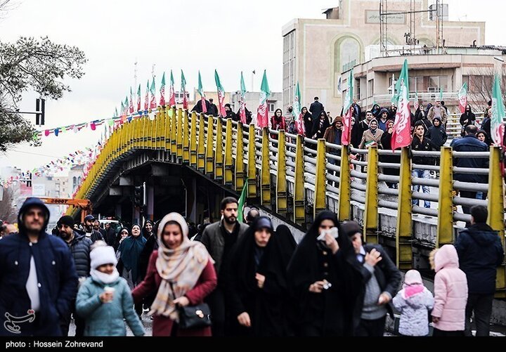 تقرير مصور/ الشعب الايراني يحتفل بمناسبة ولادة الإمام الحجة (عج) في العاصمة الايرانية