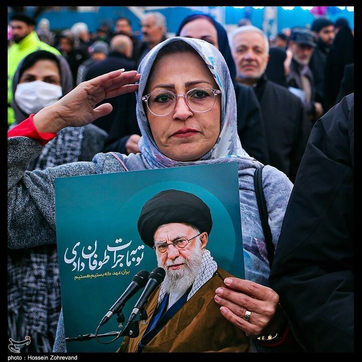 تقرير مصور/ الشعب الايراني يحتفل بمناسبة ولادة الإمام الحجة (عج) في العاصمة الايرانية