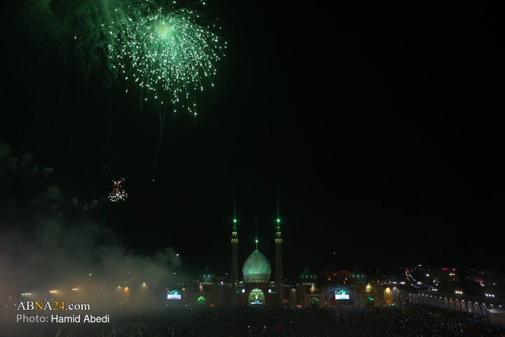 تقرير مصور/ احتفال بهيج بمناسبة ولادة الإمام الحجة (عج) في باحة مسجد جمكران المقدس