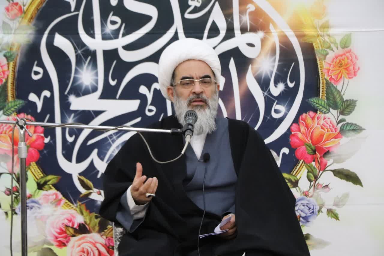 آیت‌الله فاضل لنکرانی: منتظر واقعی در برابر ظلم آمریکا و رژیم صهیونیستی، سکوت نمی‌کند