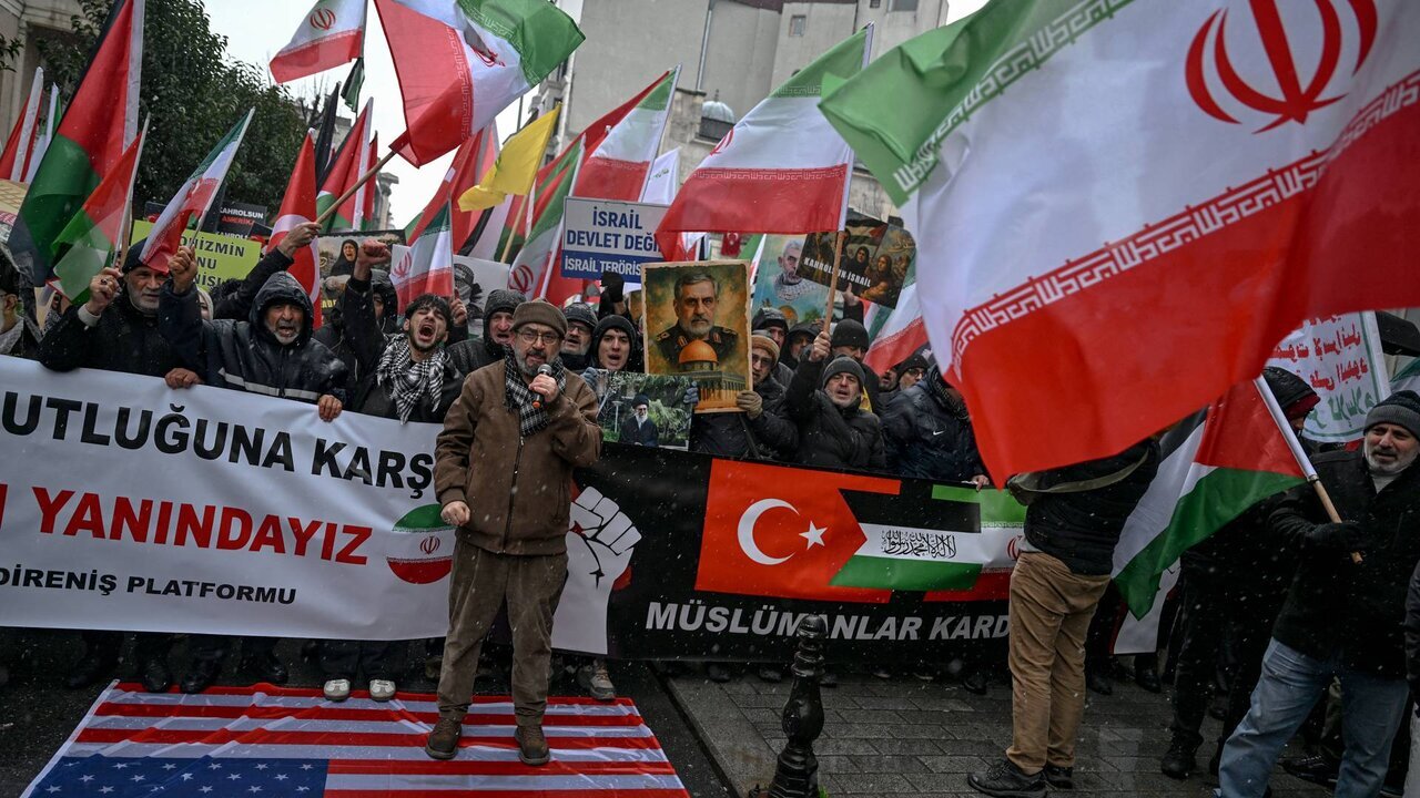 从伊斯坦布尔到德黑兰，万千问候：土耳其民众声援伊朗人民及领导人的有力口号 + 视频 