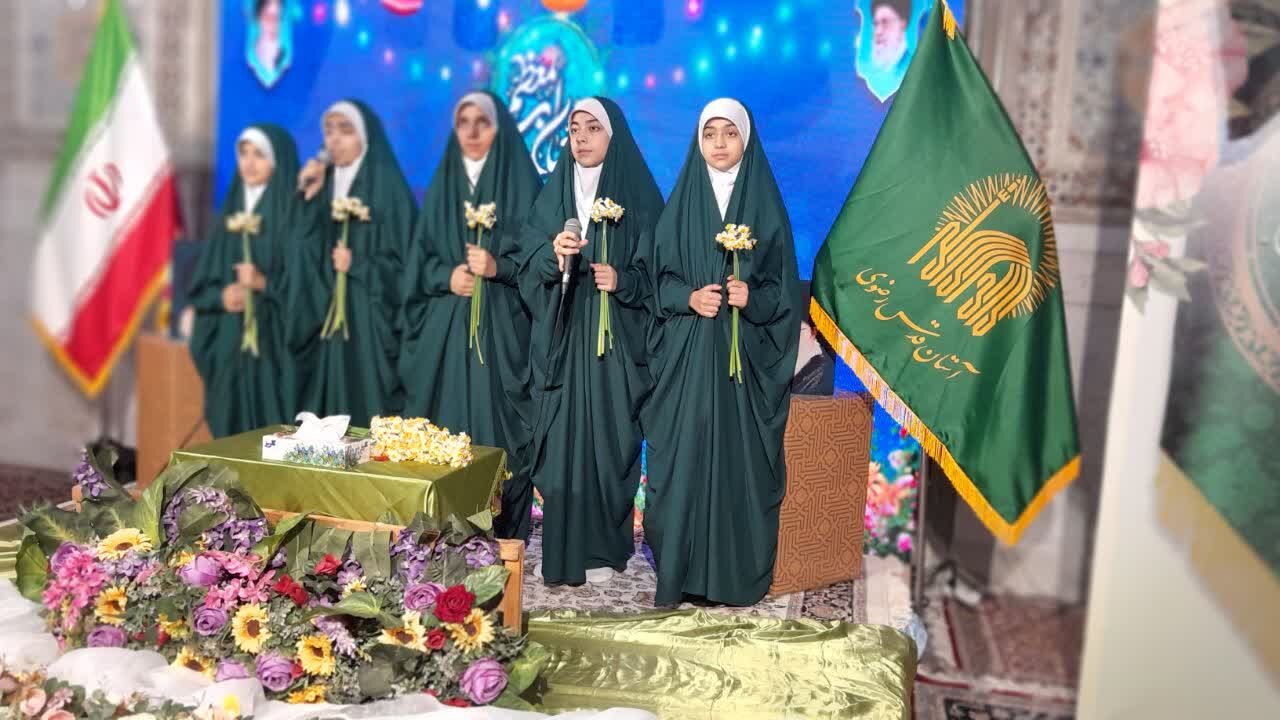 برگزاری ویژه برنامه بانوان عربزبان در روز نیمه شعبان با محوریت انتظار و مهدویت