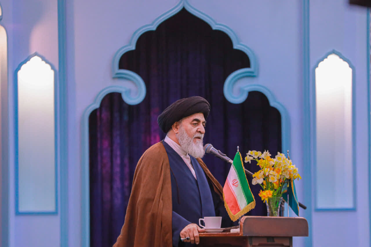 حضور پرشکوه مردم در جشن نیمه شعبان، پیام روشن امید، مقاومت و آمادگی ملت ایران را به جهانیان مخابره کرد