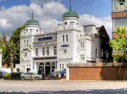 Man Arrested Over Suspected Arson Attack at London’s Maida Vale Islamic Centre