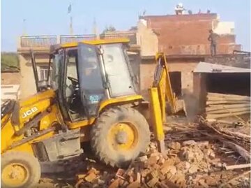 Keluarga Islam Kehilangan Sumber Pendapatan Selepas Kedai-Kedai Dirobohkan di India, Membangkitkan Kebimbangan Berkenaan Kedaulatan Undang-Undang