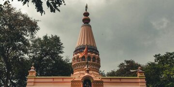 جنجال بر سر واگذاری قرارداد عمرانی در معبدی هندو به شرکتی مسلمان