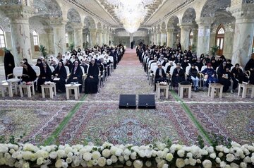 تقرير مصور/ العتبة العلوية تقيم احتفالا بهيجا لإحياء ذكرى ولادة الإمام المهدي (عج) وتستضيف طالبات الحوزات