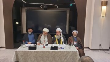 نشست کمیسیون اربعین در «همایش بین المللی امام حسین(ع) امتداد پیامبر عدالت و رحمت(ص)» 