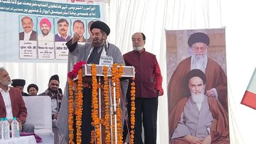 تصویری رپورٹ |  لکھنؤ میں مذہبی ہم آہنگی کے فروغ اور مولانا کلب جواد کو خراج تحسین پیش کرنے کے لیے شاندار عوامی اجتماع