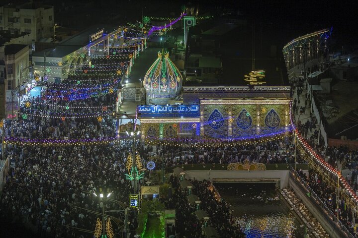 Informe fotográfico | Ambiente de la víspera del 15 de Sha'ban en el Maqam del Imam Al-Mahdi (que Dios apresure su santa reaparición)