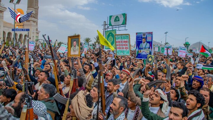 تقرير مصور/ صنعاء تشهد مسيرة مليونية تحت شعار "تلبية ونصرة للشعب الفلسطيني.. ثابتون وجاهزون للجولة القادمة"