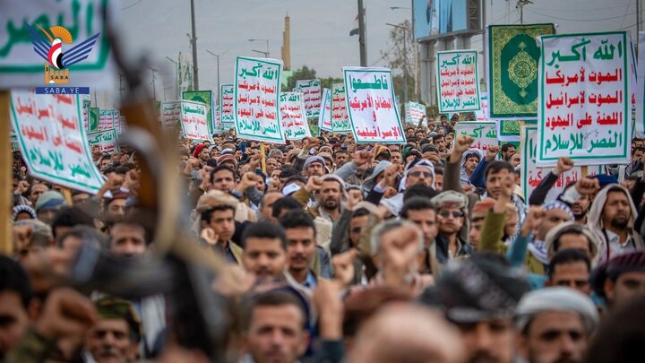 تقرير مصور/ صنعاء تشهد مسيرة مليونية تحت شعار "تلبية ونصرة للشعب الفلسطيني.. ثابتون وجاهزون للجولة القادمة"