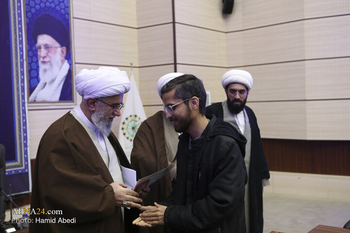 Foto / Şaban Ayı Bayramları ve Dehiyi Fecr İle Eş Zamanlı Dünya Ehlibeyt (a.s) Kurultayı Personellerinin Toplantısından Kareler