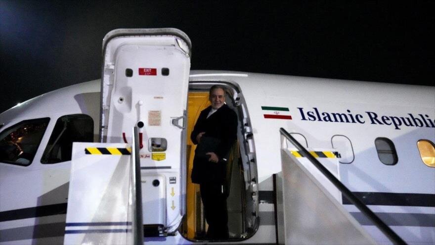 Chanceler do Irã deixa Omã rumo a Doha após diálogos indiretos com os Estados Unidos