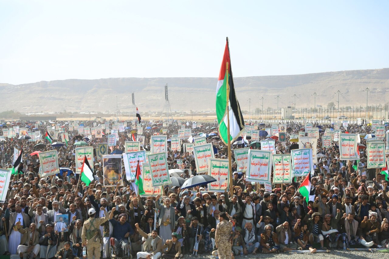 صعدة اليمنية تشهد مسيرات حاشدة دعما للشعب الفلسطيني وإيران ولبنان