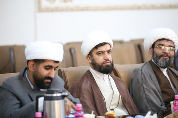 عزت ملی جمهوری اسلامی در سایه ایستادگی در برابر زیاده‌خواهی دشمنان شکل گرفته است