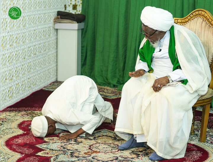 تقرير مصور/ حفل بمناسبة بلوغ سن التكليف بحضور الشيخ الزكزكي في العاصمة النيجيرية