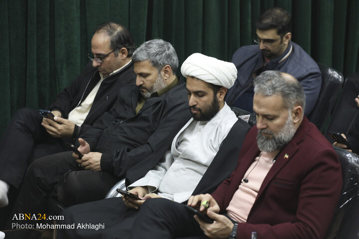 نشست خبری بیست و هفتمین همایش کتاب سال حوزه