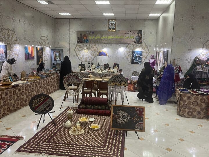 چهارمین نمایشگاه صنایع دستی «نمای هریوا» در هرات گشایش یافت