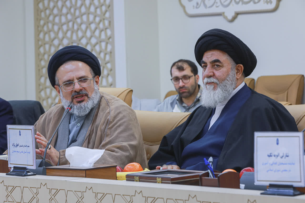 Custodian of Jamkaran Mosque: Interfaith Dialogue Key to Promoting Ethics, Global Peace