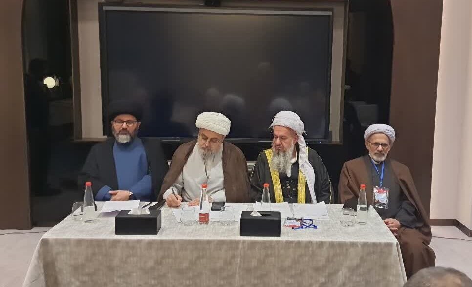 نشست کمیسیون اربعین در «همایش بین المللی امام حسین(ع) امتداد پیامبر عدالت و رحمت(ص)» 