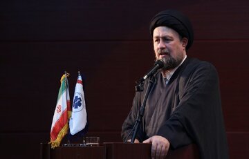 Revolusi Islam Merupakan Contoh Penyatuan Perhatian kepada Wali Allah dan Tanggungjawab Manusia Soleh